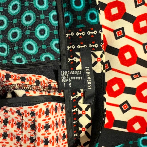 NWT Abstract Print Balloon Pants - Picture 3 of 3